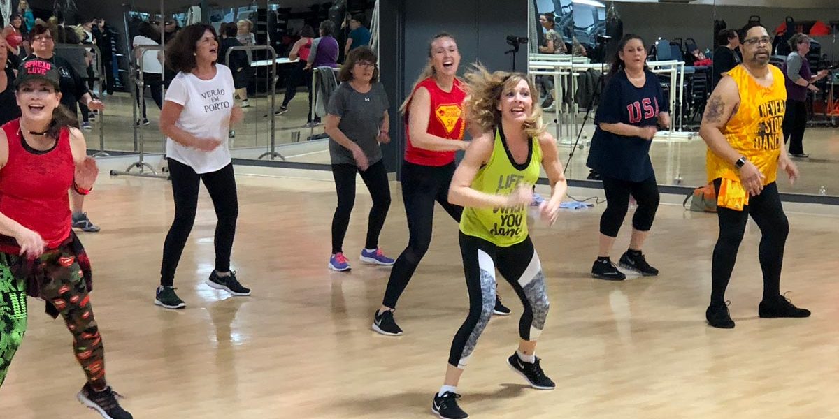 image of exercises enjoying themselves during a Zumba Party at Fours Seasons Fitness